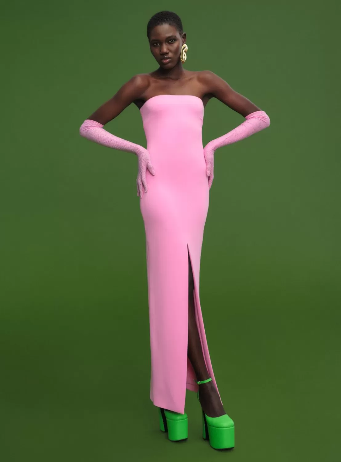 The Bysha Maxi Dress In Bubblegum^Solace London Cheap