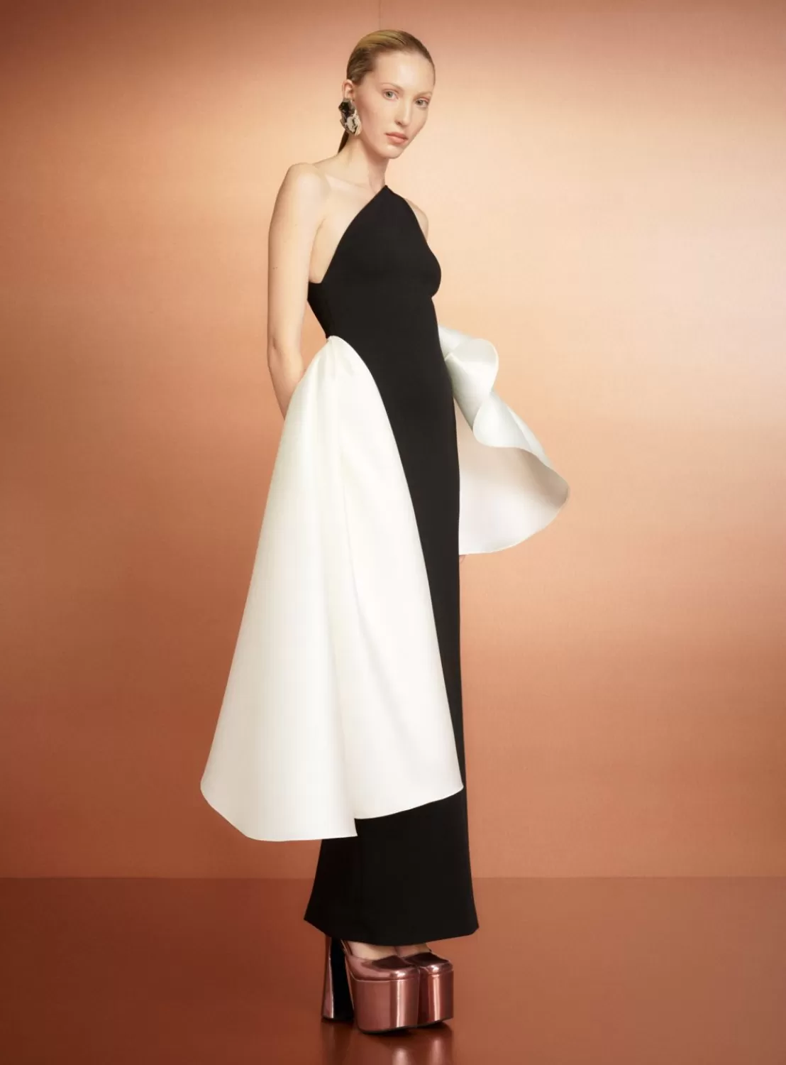 The Calla Maxi Dress In Black And Cream^Solace London Online