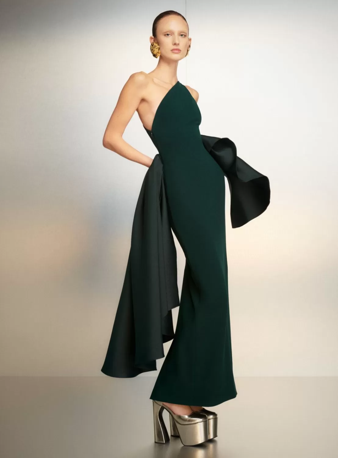 The Calla Maxi Dress In Emerald Green^Solace London Hot