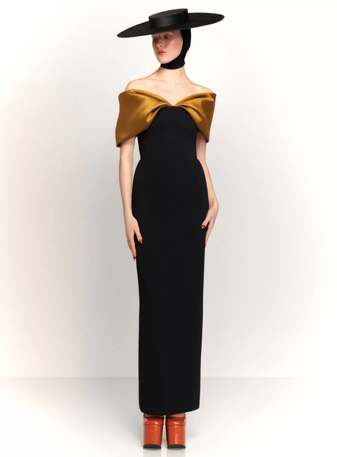 The Dakota Maxi Dress In Gold And Black^Solace London Fashion