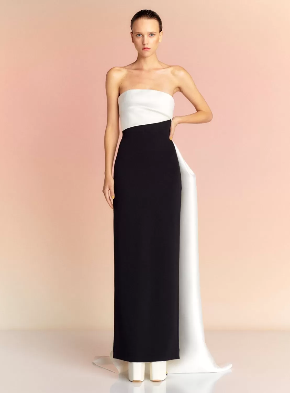 The Kinsley Maxi Dress In Black & Cream^Solace London Discount