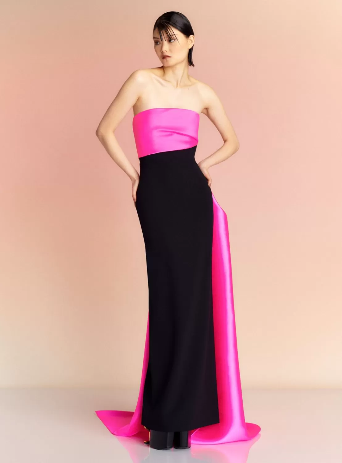 The Kinsley Maxi Dress In Hot Pink & Black^Solace London Online