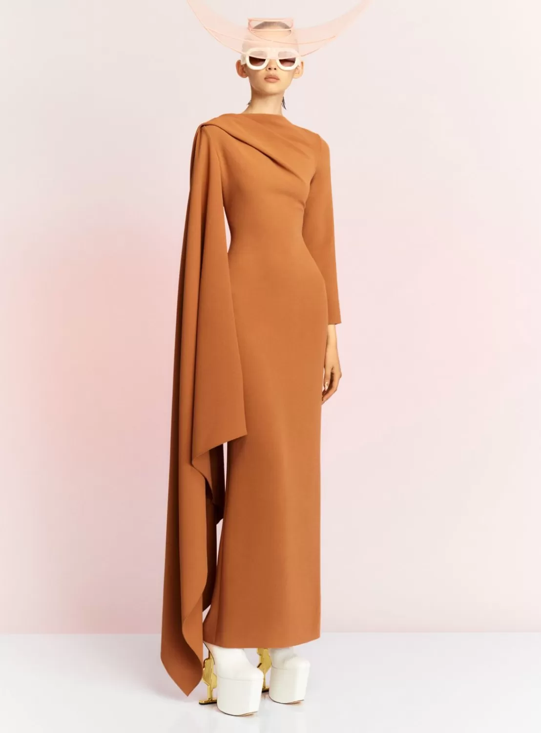 The Lydia Maxi Dress In Caramel^Solace London Fashion