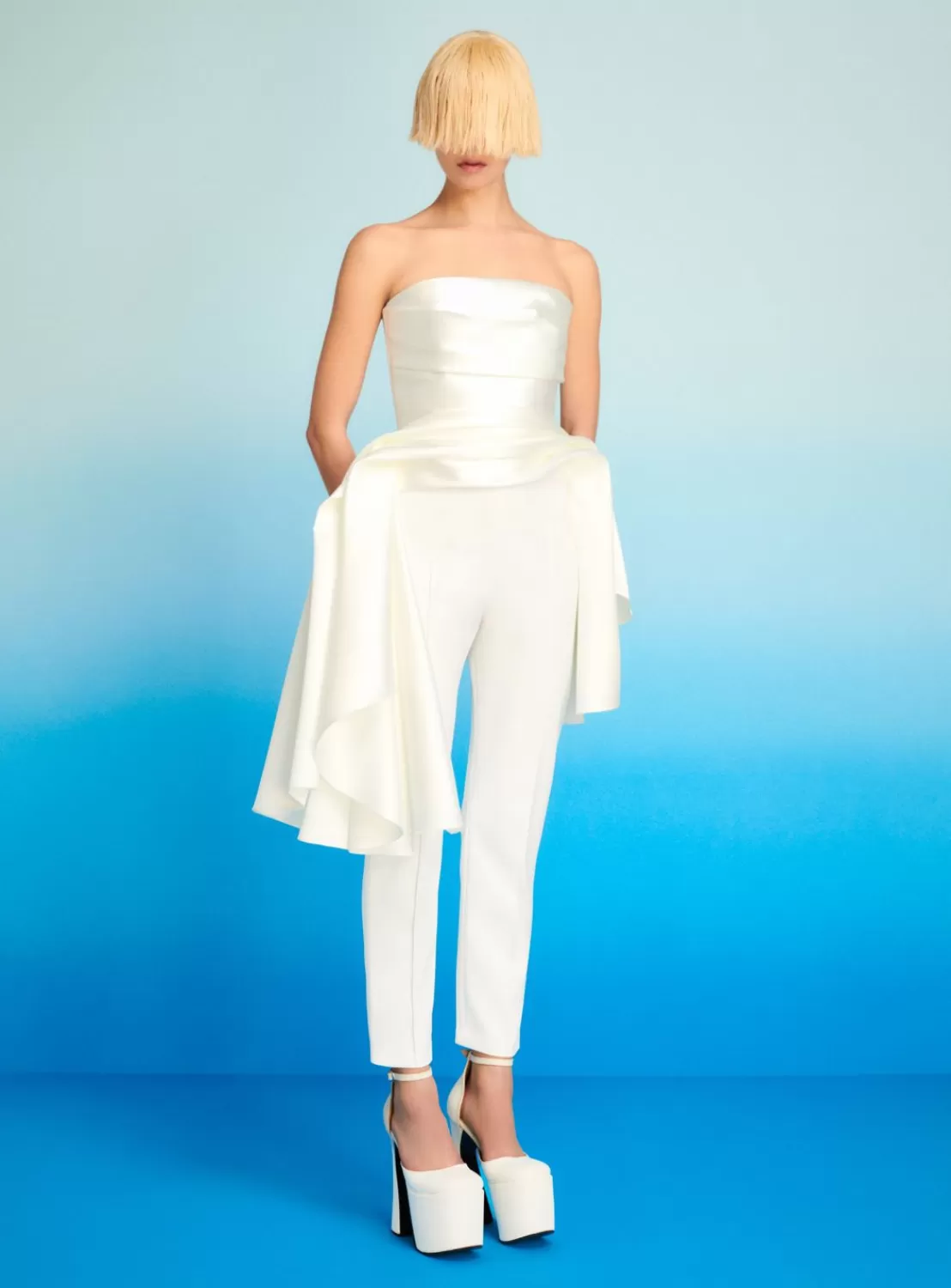 The Terrin Jumpsuit In Cream^Solace London Fashion